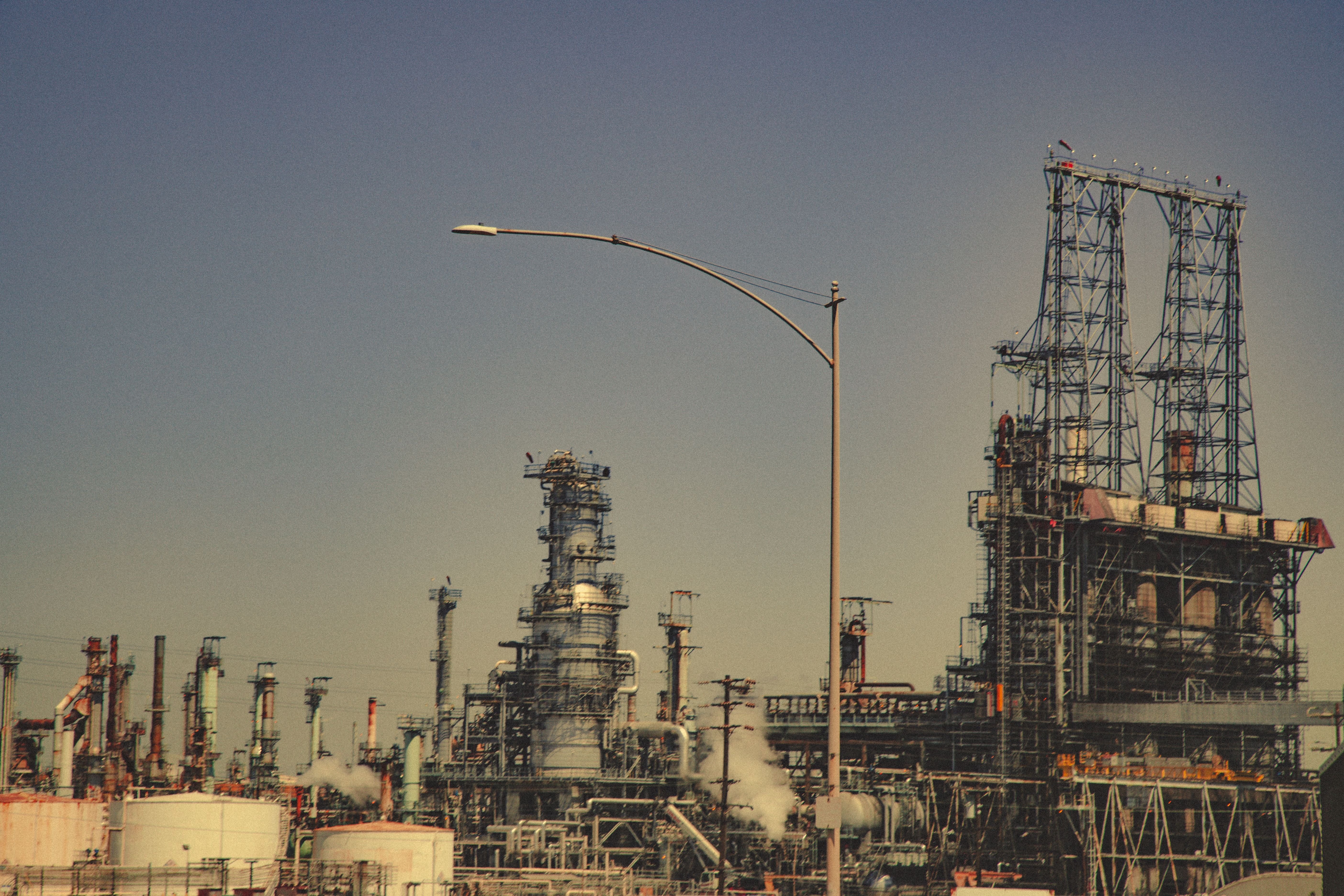Nigeria Is Rushing to Buy Dangote Refinery. But What Is It Actually Worth?